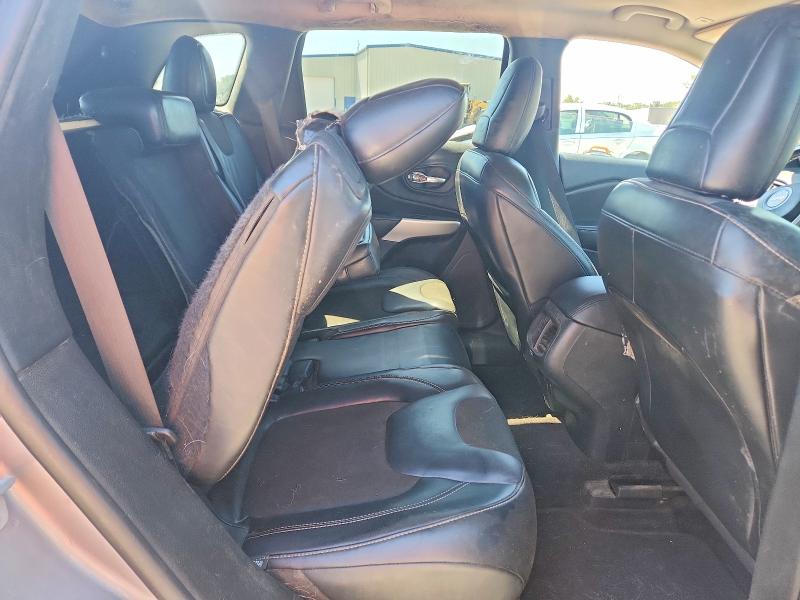 Продаж на аукціоні авто 2018 Jeep Cherokee, vin: 1C4PJMLB7JD567204, номер лоту: 63227196