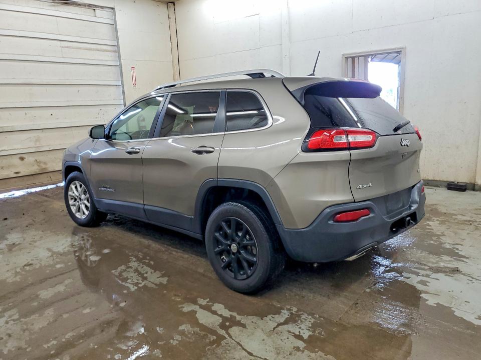 59712066 :رقم المزاد ، 1C4PJMCS0GW283412 vin ، 2016 Jeep Cherokee مزاد بيع