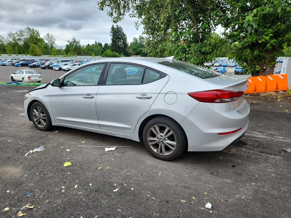 2017 Hyundai Elantra მანქანა იყიდება აუქციონზე, vin: 5NPD84LF2HH180288, აუქციონის ნომერი: 59859126