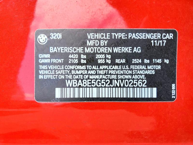 62111186 :رقم المزاد ، WBA8E5G52JNV02562 vin ، 2018 Bmw 320 مزاد بيع