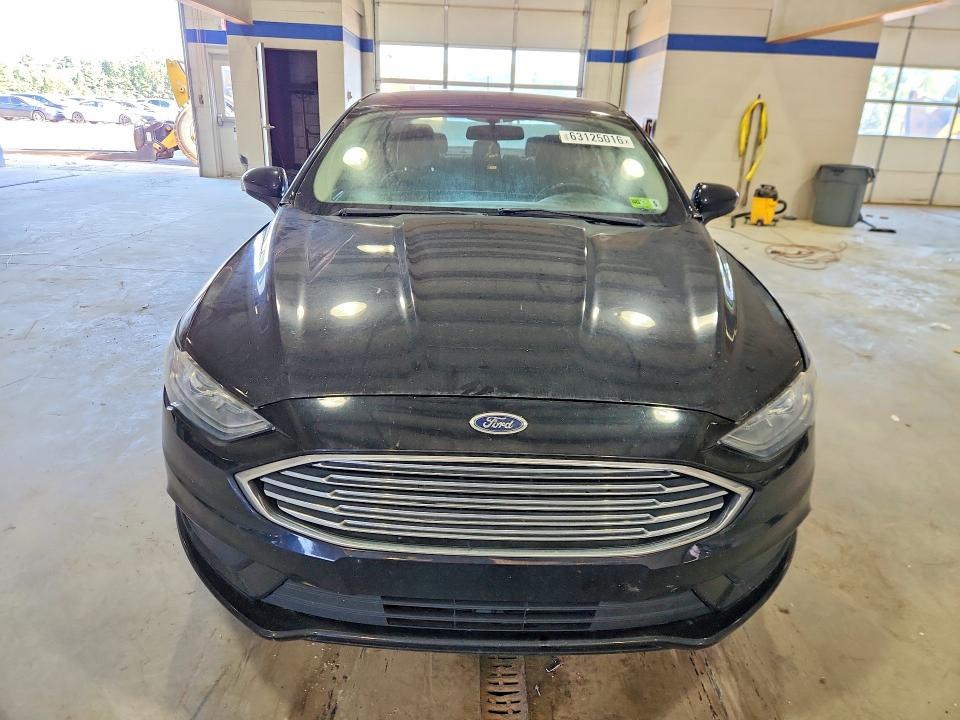 63125016 :رقم المزاد ، 3FA6P0HD0HR305335 vin ، 2017 Ford Fusion مزاد بيع