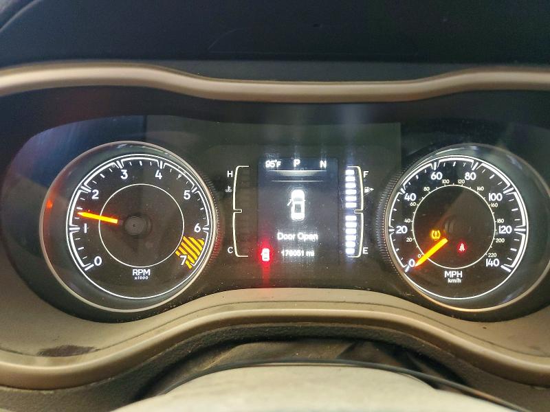 62146696 :رقم المزاد ، 1C4PJLABXFW505871 vin ، 2015 Jeep Cherokee مزاد بيع