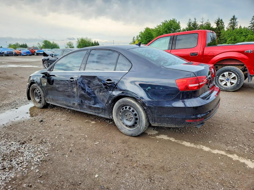 61702066 :رقم المزاد ، 3VW2K7AJ3FM419658 vin ، 2015 Volkswagen Jetta مزاد بيع