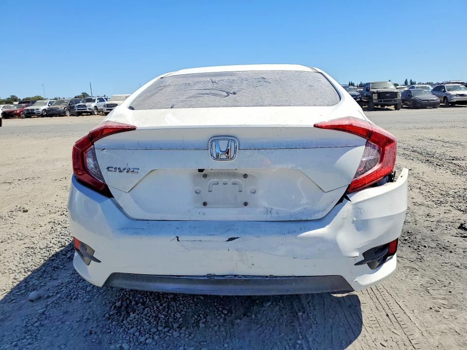 63350716 :رقم المزاد ، 2HGFC2F53JH592993 vin ، 2018 Honda Civic مزاد بيع
