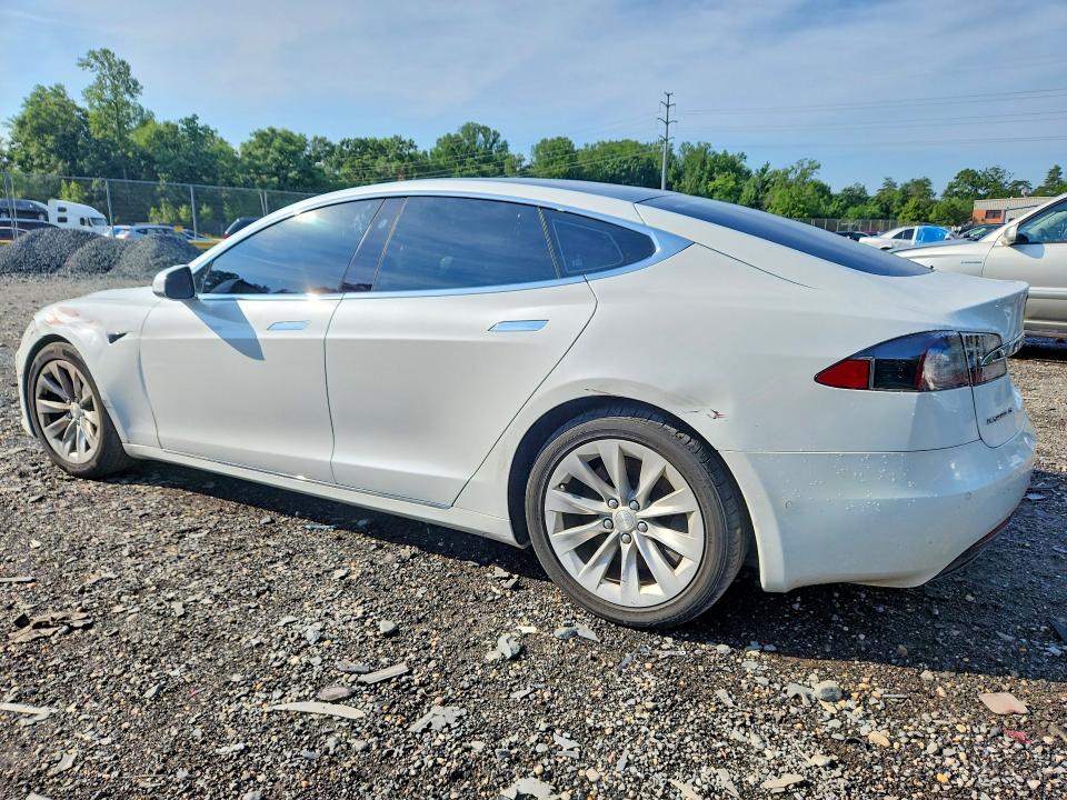 2018 Tesla Model S მანქანა იყიდება აუქციონზე, vin: 5YJSA1E24JF244887, აუქციონის ნომერი: 60194996