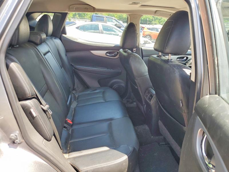 85460885 :رقم المزاد ، JN1BJ1CWXLW643326 vin ، 2020 Nissan Rogue Sport مزاد بيع