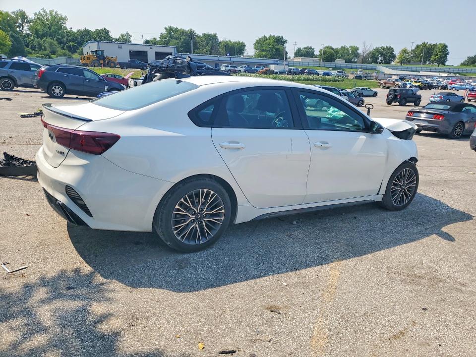Продажа на аукционе авто 2023 Kia Forte, vin: 3KPF54AD6PE680475, номер лота: 62820026