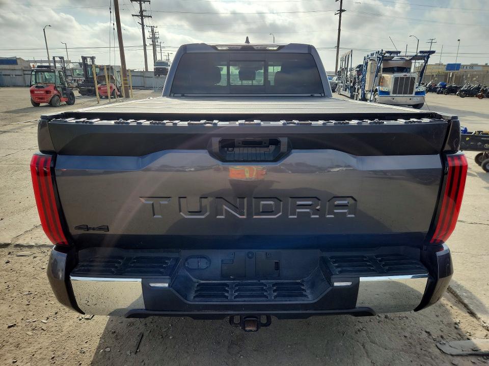 61622506 :رقم المزاد ، 5TFLA5DA7PX128392 vin ، 2023 Toyota Tundra مزاد بيع