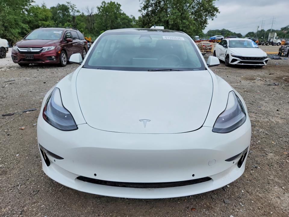Продажа на аукционе авто 2023 Tesla Model 3, vin: 5YJ3E1EAXPF559220, номер лота: 61342636