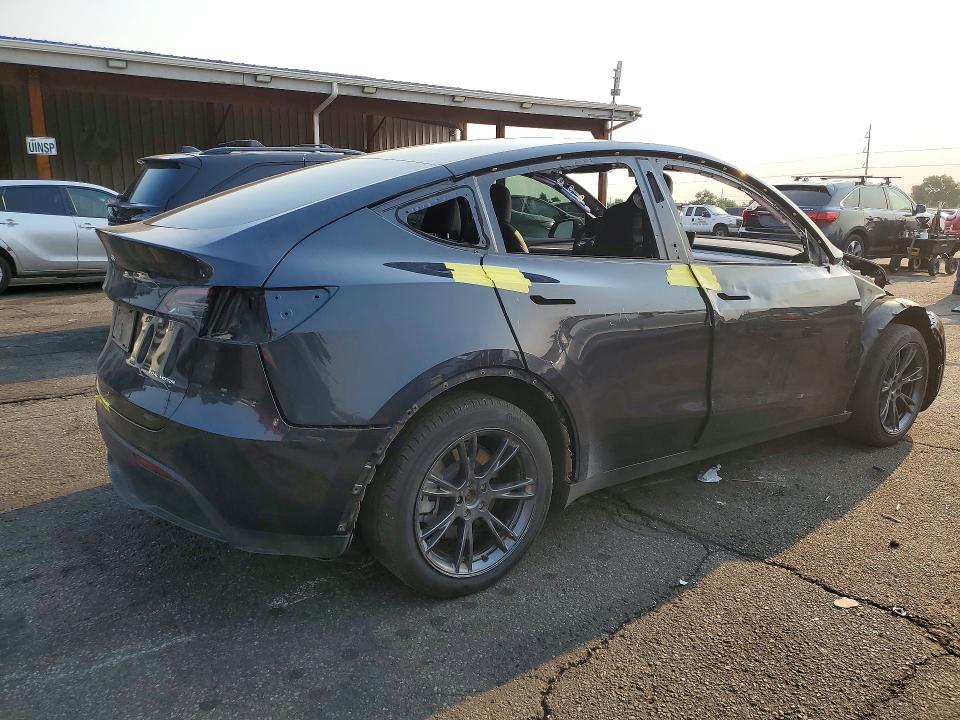60014826 :رقم المزاد ، 7SAYGDEEXRF195603 vin ، 2024 Tesla Model Y مزاد بيع