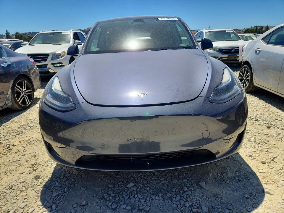 Продажа на аукционе авто 2023 Tesla Model Y, vin: 7SAYGAEE1PF667344, номер лота: 62540126
