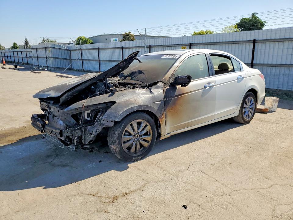 Продажа на аукционе авто 2011 Honda Accord, vin: 1HGCP3F8XBA001100, номер лота: 61170386
