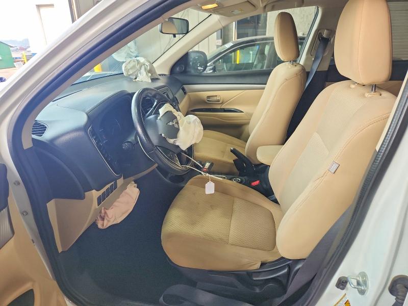 2016 Mitsubishi Outlander მანქანა იყიდება აუქციონზე, vin: JA4AZ3A32GZ022683, აუქციონის ნომერი: 61197216