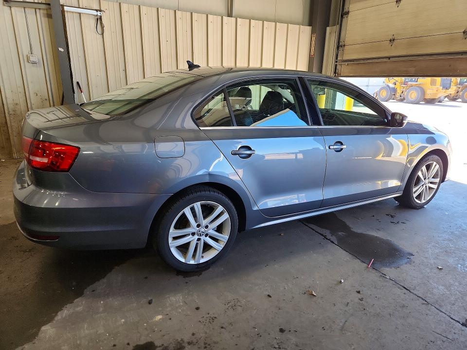 Продаж на аукціоні авто 2015 Volkswagen Jetta, vin: 3VWLA7AJ6FM414042, номер лоту: 60585556