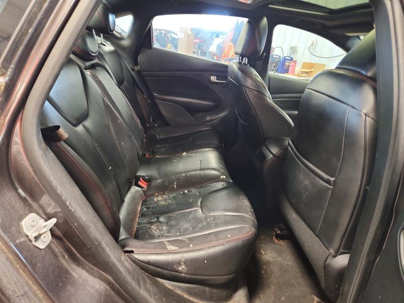 62074176 :رقم المزاد ، 1C3CDFEB3FD415172 vin ، 2015 Dodge Dart مزاد بيع
