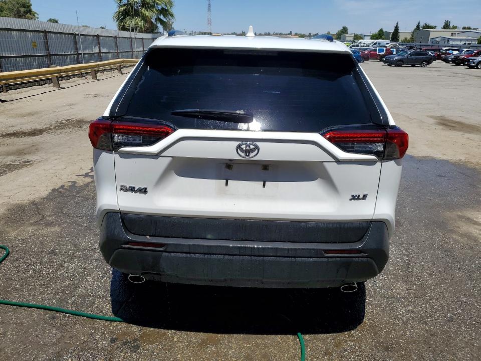 2020 Toyota Rav4 მანქანა იყიდება აუქციონზე, vin: JTMC1RFV0LD060424, აუქციონის ნომერი: 57906196