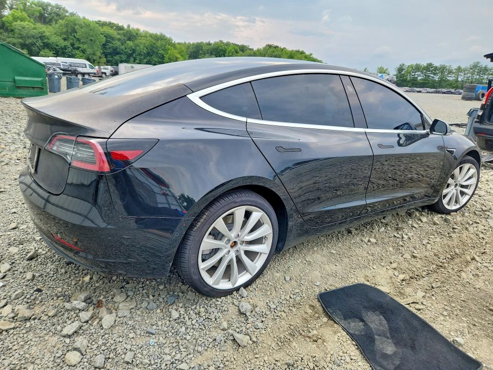 62923866 :رقم المزاد ، 5YJ3E1EAXKF313390 vin ، 2019 Tesla Model 3 مزاد بيع