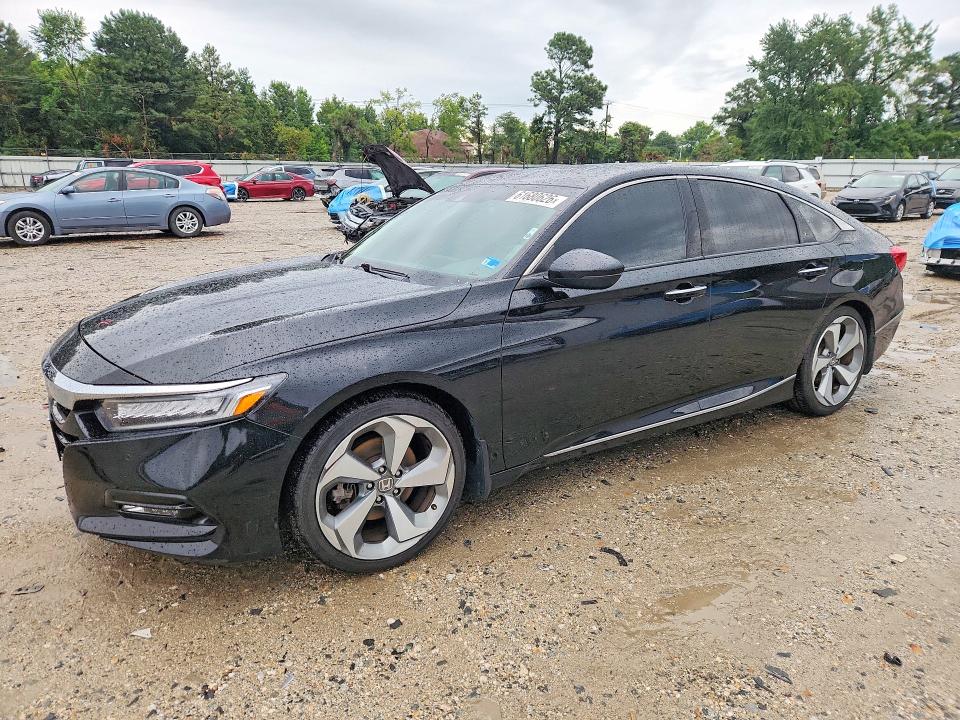 Aukcja sprzedaży 2018 Honda Accord, vin: 1HGCV1F97JA047582, numer aukcji: 61680626