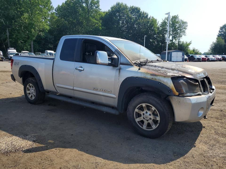 62696556 :رقم المزاد ، 1N6AA06B05N572445 vin ، 2005 Nissan Titan مزاد بيع