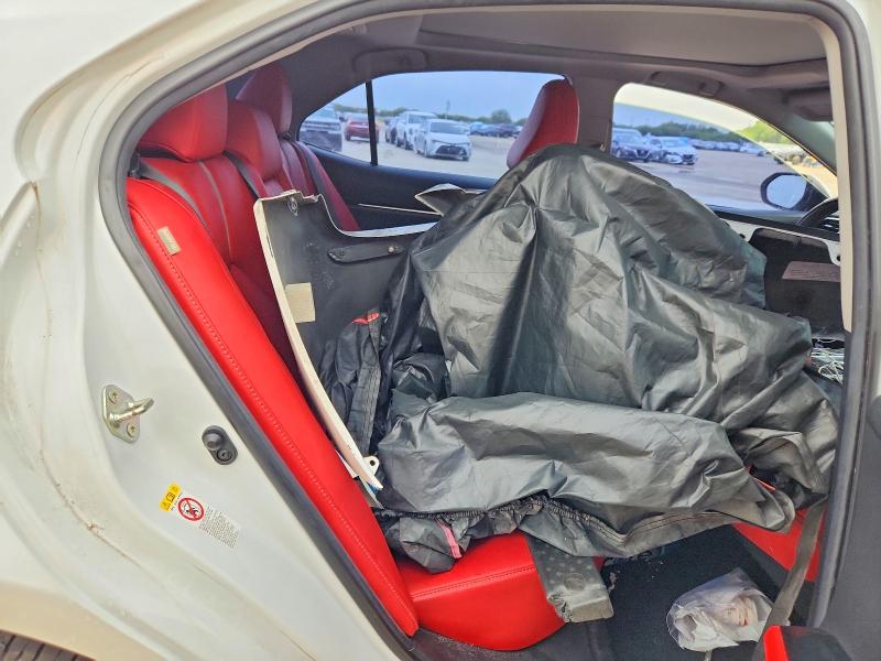 Auction sale of the 2018 Toyota Camry, vin: 4T1BZ1HK1JU016790, lot number: 58722126