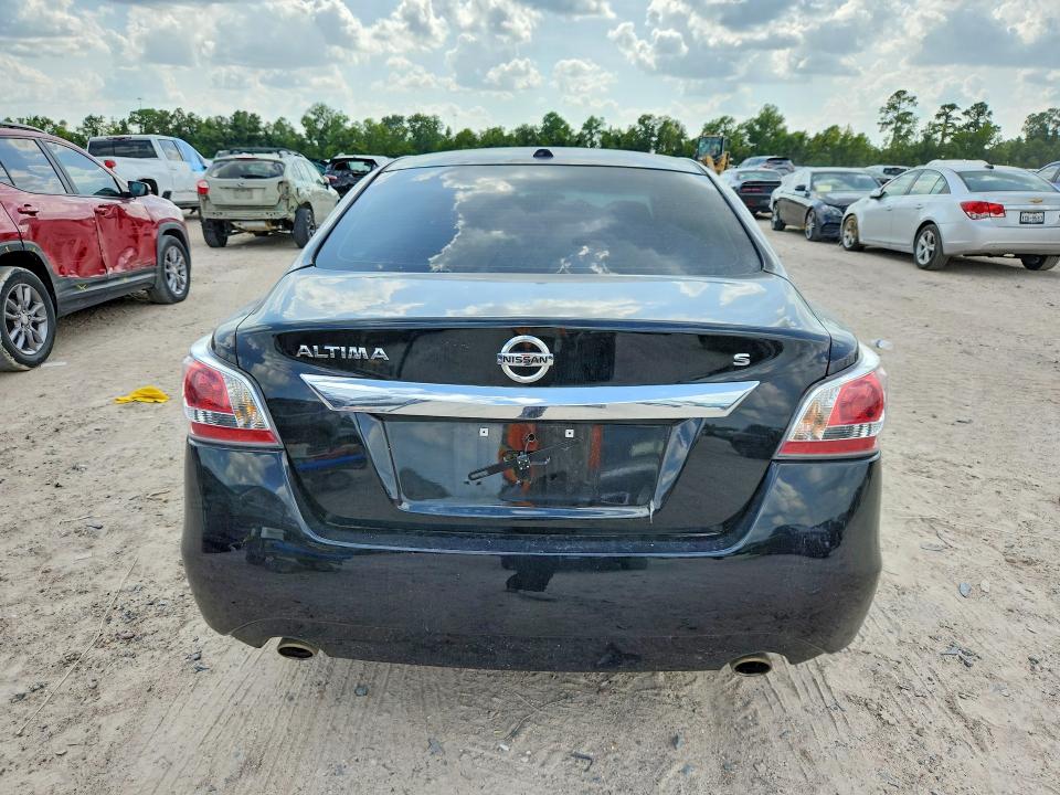 2015 Nissan Altima მანქანა იყიდება აუქციონზე, vin: 1N4AL3AP0FN886881, აუქციონის ნომერი: 62689236