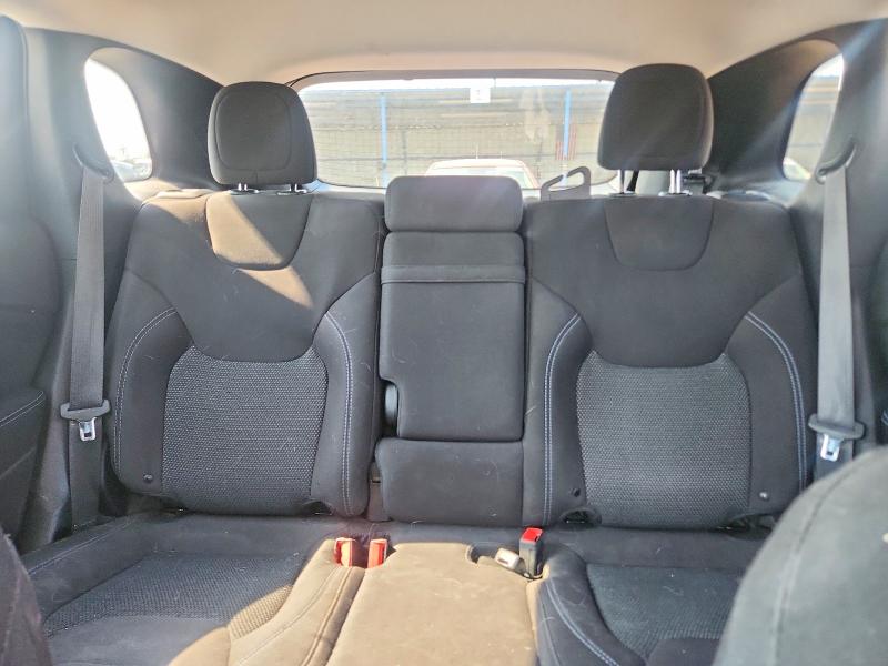 59298216 :رقم المزاد ، 1C4PJMCX6KD338056 vin ، 2019 Jeep Cherokee مزاد بيع
