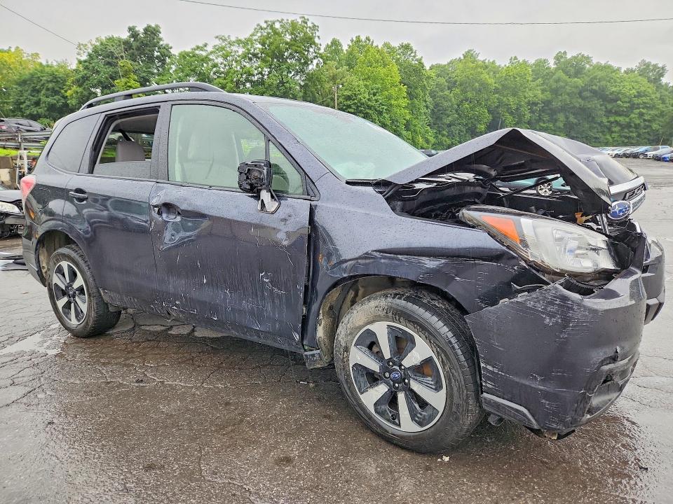 Продаж на аукціоні авто 2017 Subaru Forester, vin: JF2SJAGC0HH495987, номер лоту: 62108776