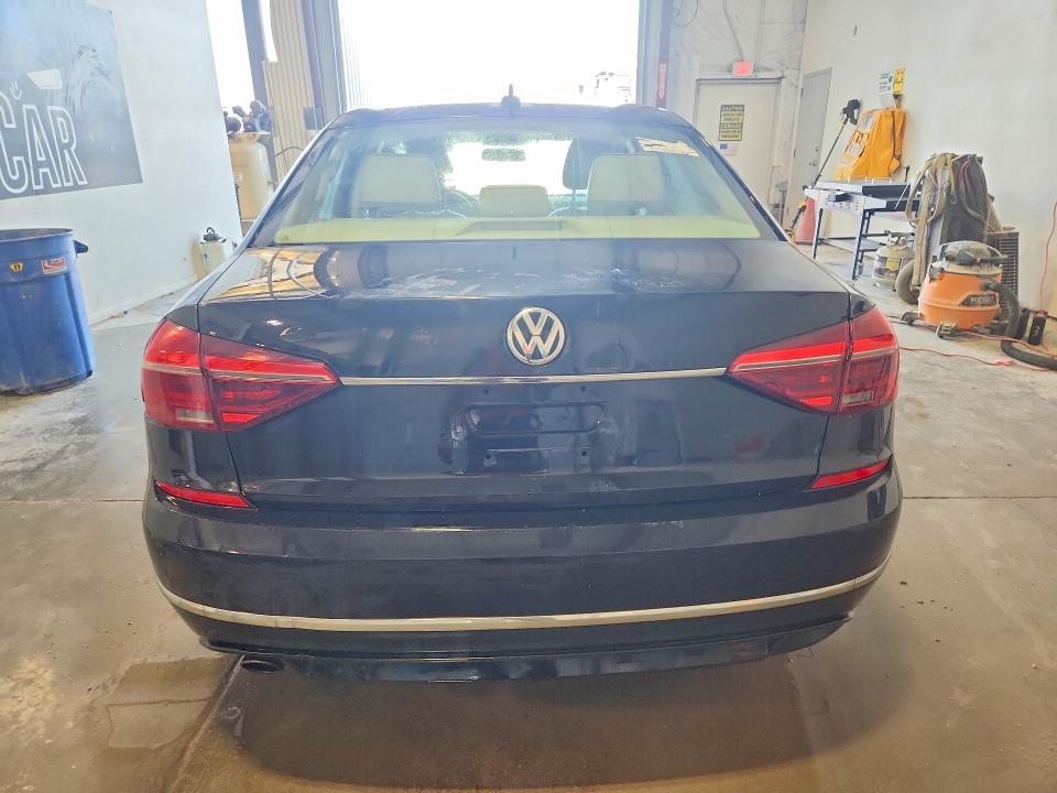 Aukcja sprzedaży 2017 Volkswagen Passat, vin: 1VWDT7A30HC023876, numer aukcji: 62427756