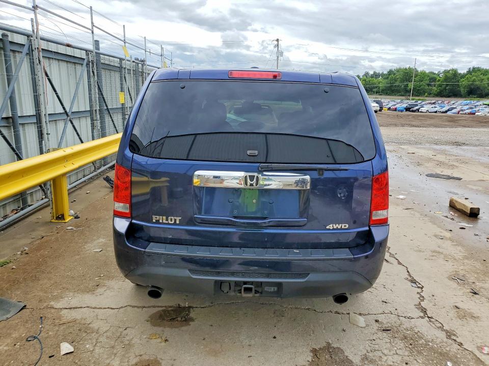 59743206 :رقم المزاد ، 5FNYF4H50EB036353 vin ، 2014 Honda Pilot مزاد بيع