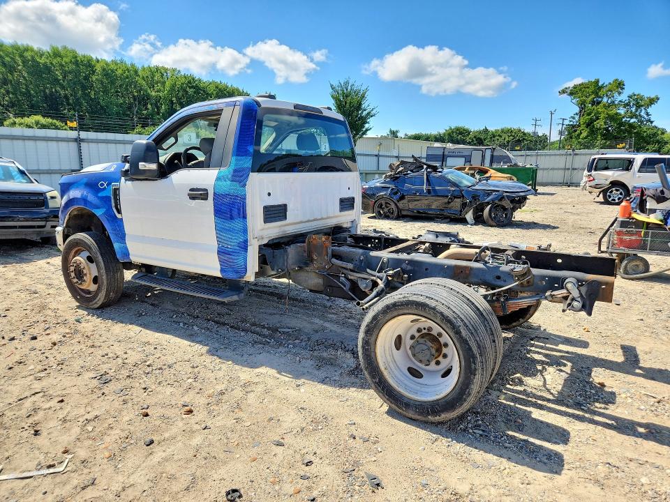 60249456 :رقم المزاد ، 1FDUF4HN8LED97516 vin ، 2020 Ford F450 مزاد بيع