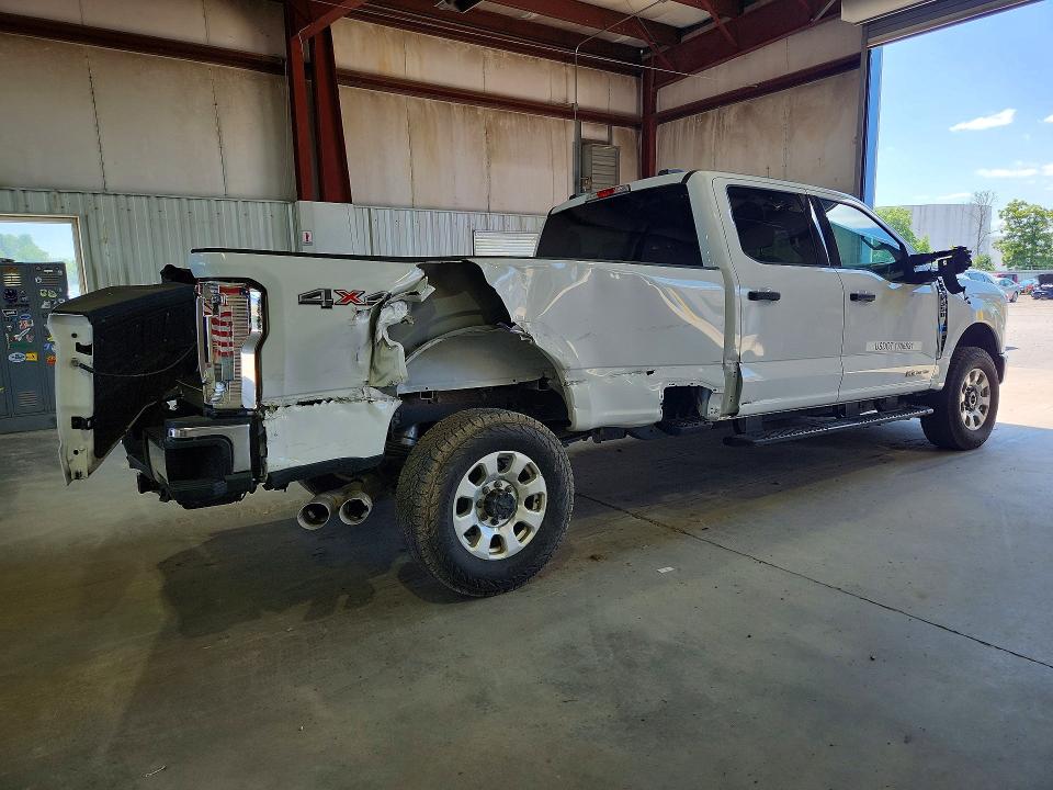 Продажа на аукционе авто 2024 Ford F350, vin: 1FT8W3BT3REC86856, номер лота: 61136696