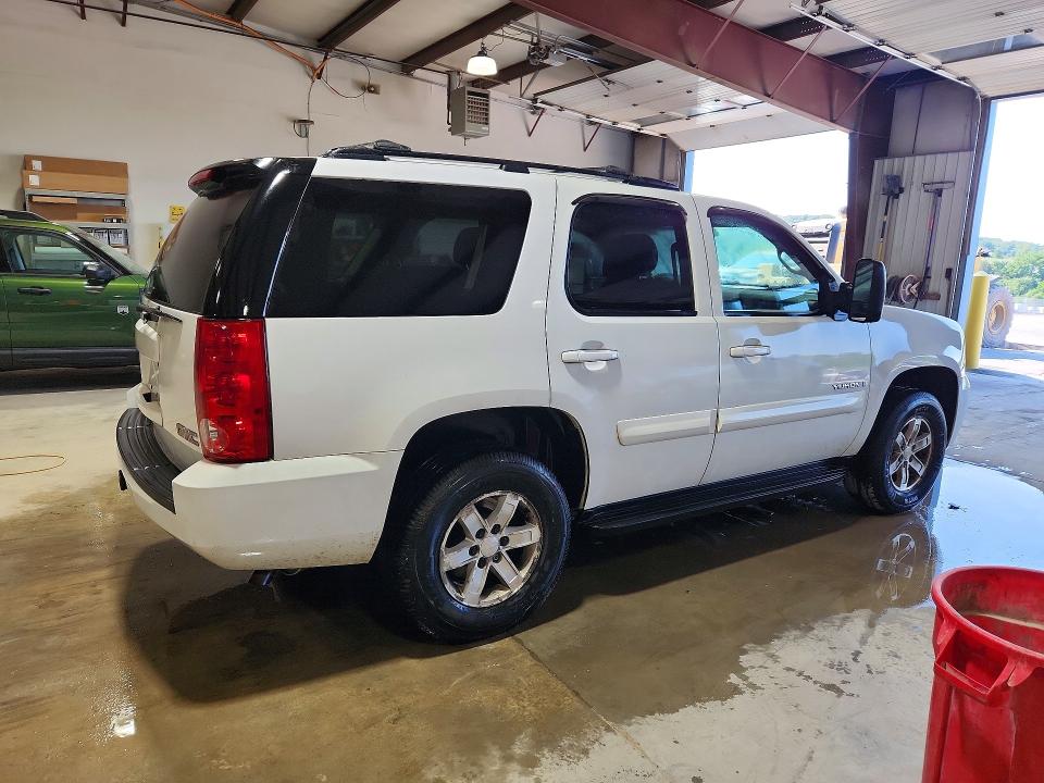 61150666 :رقم المزاد ، 1GKFK13078R133873 vin ، 2008 Gmc Yukon مزاد بيع