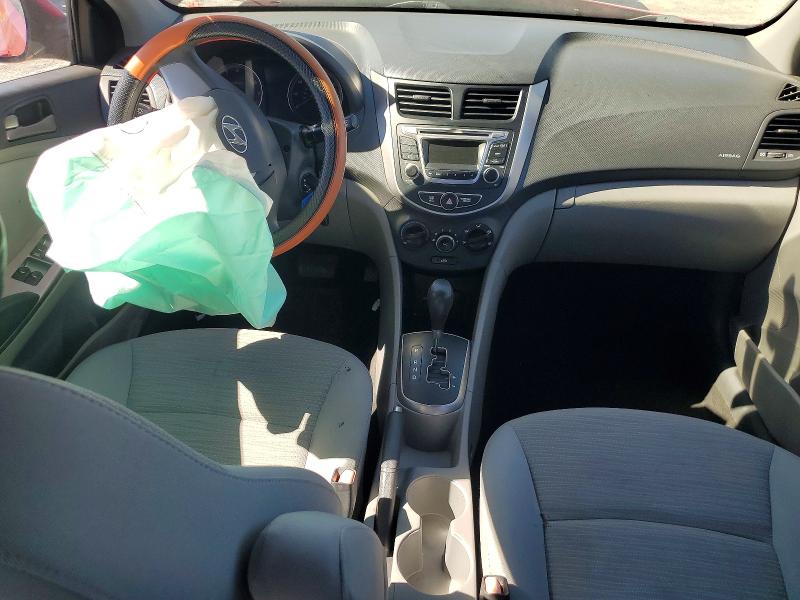 60069516 :رقم المزاد ، KMHCT4AE8FU886958 vin ، 2015 Hyundai Accent مزاد بيع