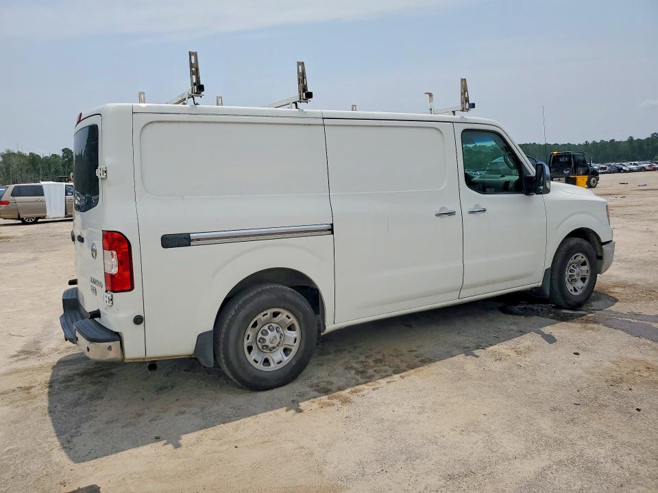 62623726 :رقم المزاد ، 1N6AF0KY2FN801480 vin ، 2015 Nissan Nv مزاد بيع