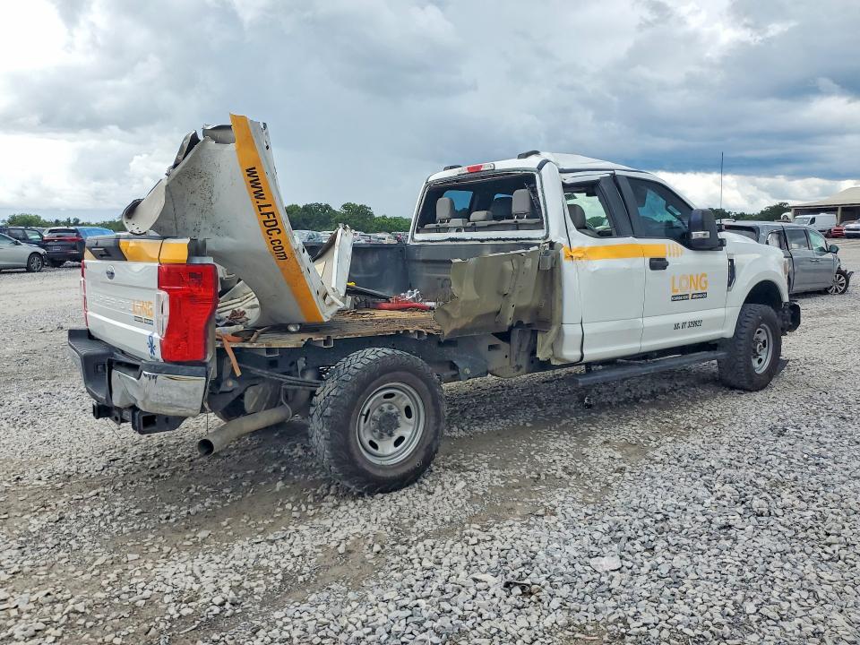 60128246 :رقم المزاد ، 1FT7X2B65NEC82878 vin ، 2022 Ford F250 مزاد بيع