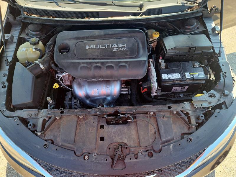 Продаж на аукціоні авто 2015 Chrysler 200, vin: 1C3CCCAB2FN700298, номер лоту: 59813486
