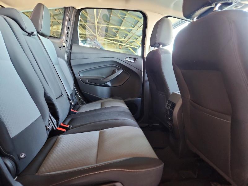 60090616 :رقم المزاد ، 1FADP5EU5HL105753 vin ، 2017 Ford C-max مزاد بيع