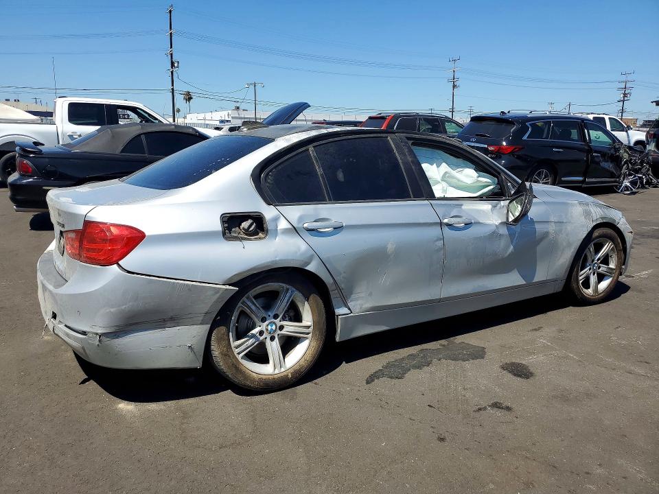2014 Bmw 328 მანქანა იყიდება აუქციონზე, vin: WBA3C1C57EK108836, აუქციონის ნომერი: 62288336