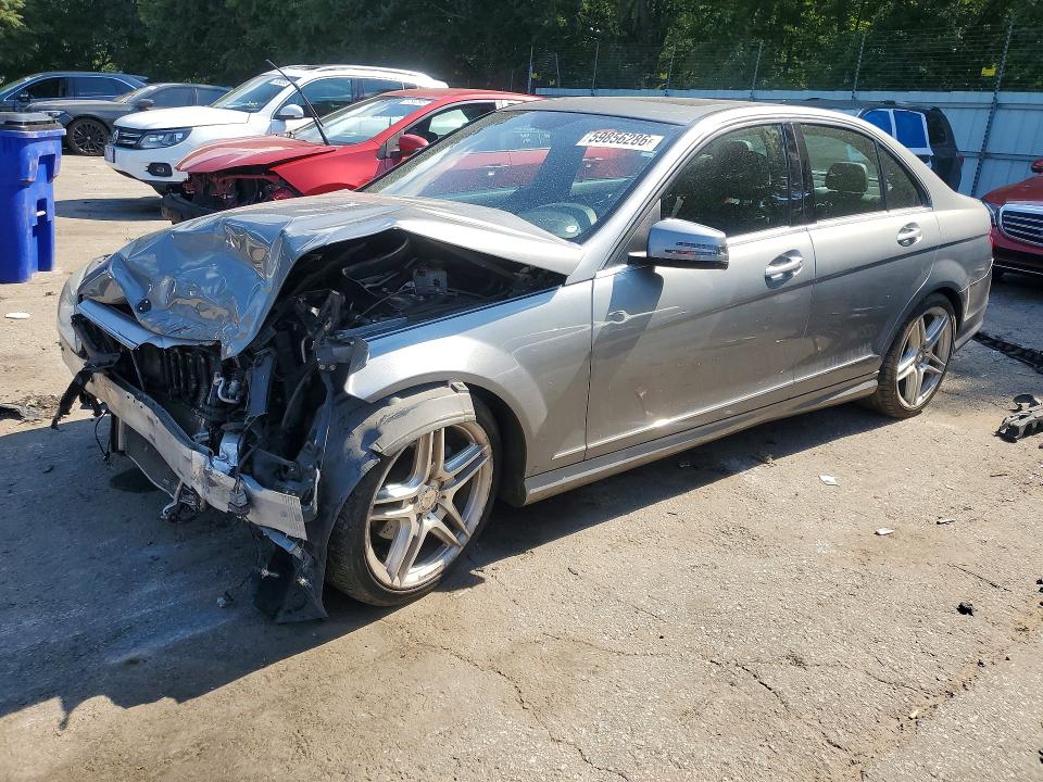 59856286 :رقم المزاد ، WDDGF5EB7AR090819 vin ، 2010 Mercedes-benz C-class مزاد بيع