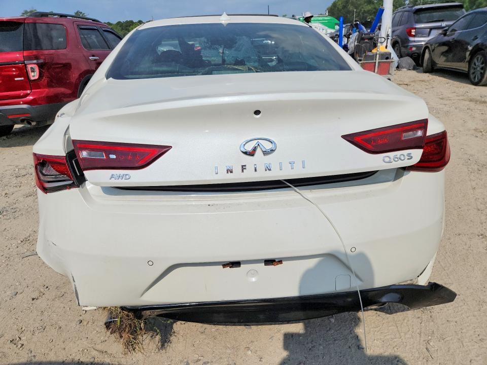 59281706 :رقم المزاد ، JN1EV7EL3JM392794 vin ، 2018 Infiniti Q60 مزاد بيع