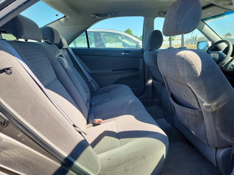 60887146 :رقم المزاد ، JTDBE32K953034485 vin ، 2005 Toyota Camry مزاد بيع