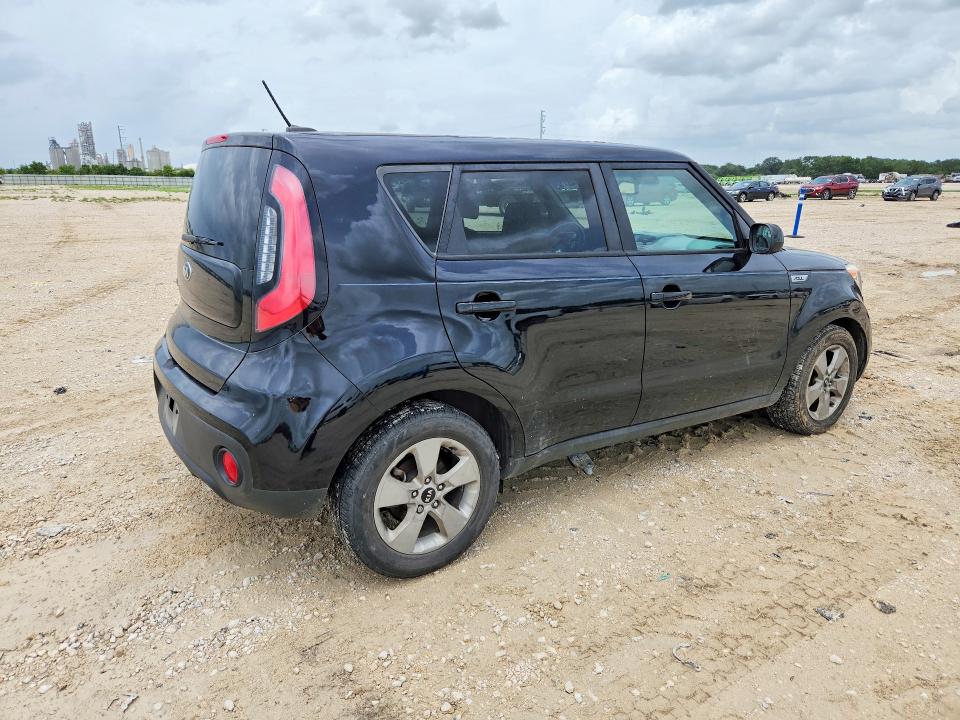 Продажа на аукционе авто 2017 Kia Soul, vin: KNDJN2A29H7421431, номер лота: 61622446