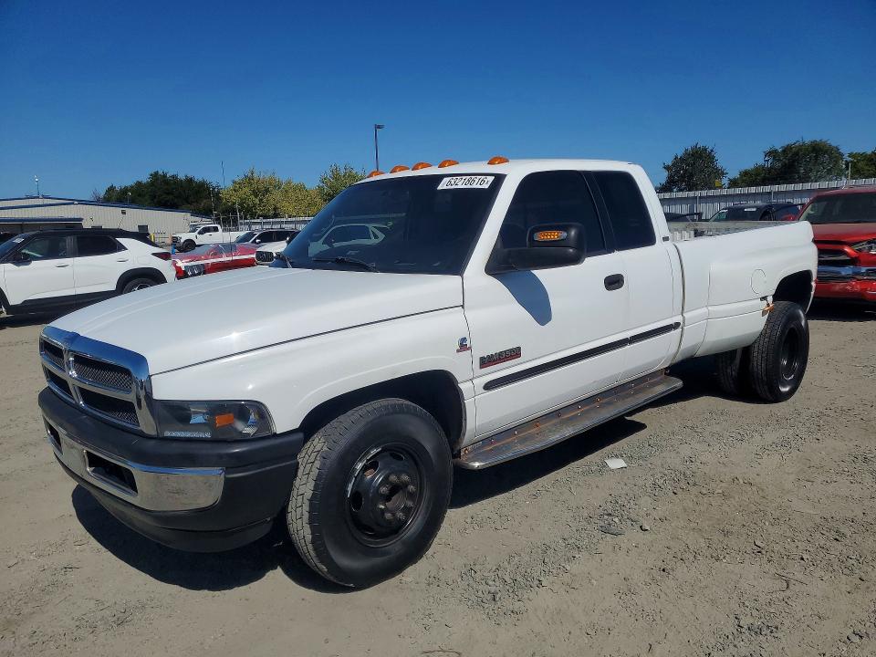 Auction sale of the 2001 Dodge Ram 3500, vin: 1B7MC33631J197431, lot number: 63218616