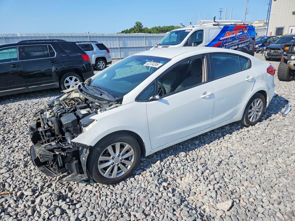 2015 Kia Forte მანქანა იყიდება აუქციონზე, vin: KNAFX4A67F5355286, აუქციონის ნომერი: 62234096