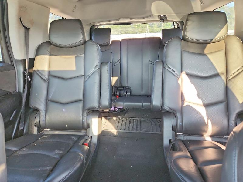 60998296 :رقم المزاد ، 1GYS4BKJ7KR368635 vin ، 2019 Cadillac Escalade مزاد بيع