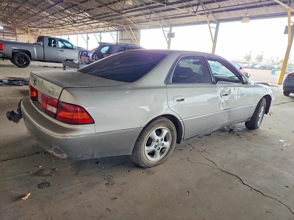 Продажа на аукционе авто 1998 Lexus Es, vin: JT8BF28G6W0100129, номер лота: 61490646
