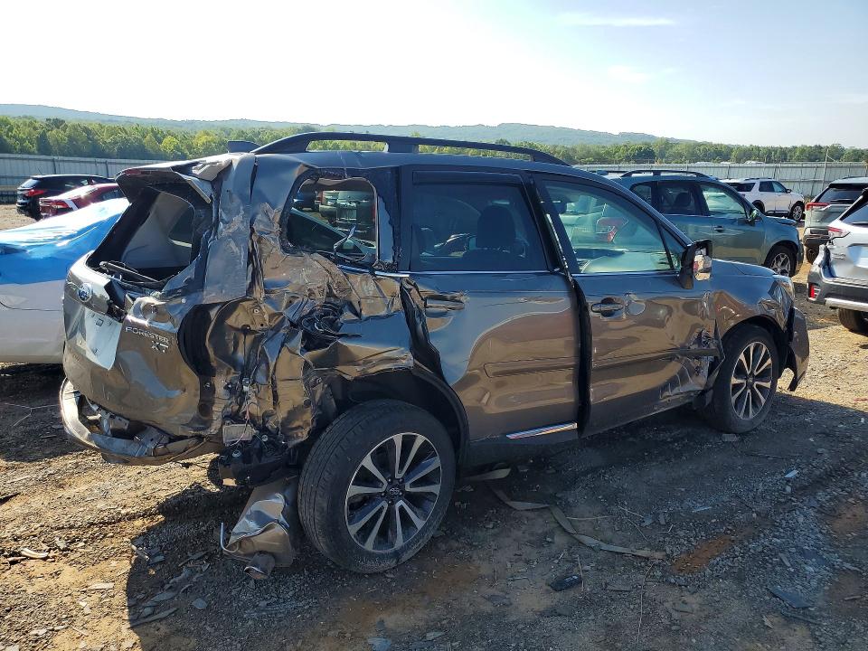 2018 Subaru Forester მანქანა იყიდება აუქციონზე, vin: JF2SJGWC1JH613698, აუქციონის ნომერი: 59859976