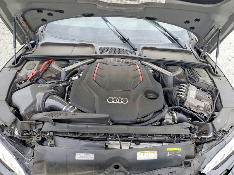 62033896 :رقم المزاد ، WAUC4CF51MA008837 vin ، 2021 Audi S5 مزاد بيع