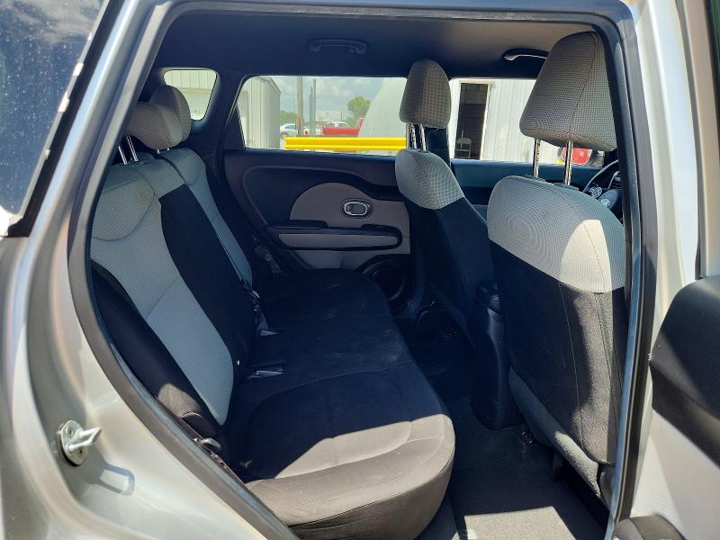 61095566 :رقم المزاد ، KNDJN2A24H7427444 vin ، 2017 Kia Soul مزاد بيع