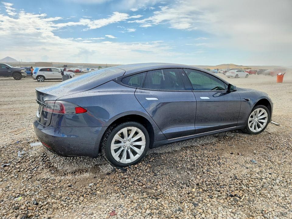 Продажа на аукционе авто 2017 Tesla Model S, vin: 5YJSA1E20HF229216, номер лота: 61879376